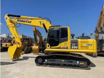 Crawler excavator KOMATSU PC200-8