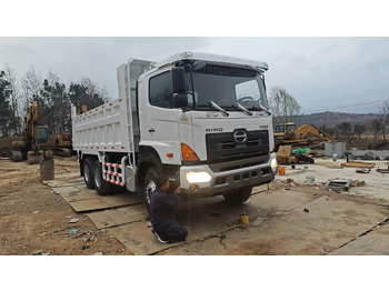 Tipper HINO