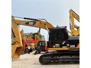 Crawler excavator CATERPILLAR 320D2