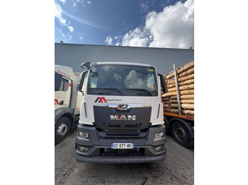 Box truck MAN TGS 26.440