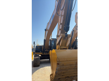 Crawler excavator CATERPILLAR 330D2L