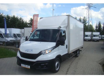 Box van IVECO Daily 35s16