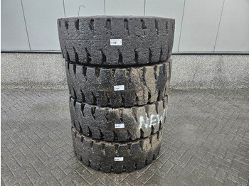 Wheels and tires NEW HOLLAND