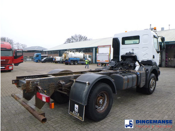 Cab chassis truck Renault Kerax 380 DXI 4x4 Euro 5 chassis + PTO: picture 4