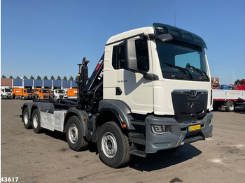 Crane truck MAN TGS 32.470 8x4 Euro 6 Hiab 22 Tonmeter laadkraan Just 68.765 Km!: picture 5 Crane truck MAN TGS 32.470 8x4 Euro 6 Hiab 22 Tonmeter laadkraan Just 68.765 Km!: picture 5