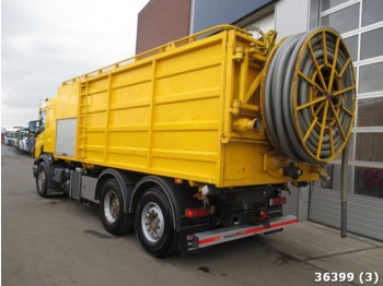 Vacuum truck Scania P420 Saug-Spul Combi: picture 1