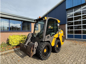 Skid steer loader Volvo MC 70: picture 2 Skid steer loader Volvo MC 70: picture 2