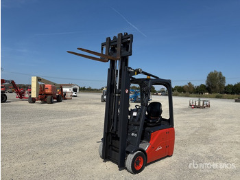 Electric forklift LINDE E16