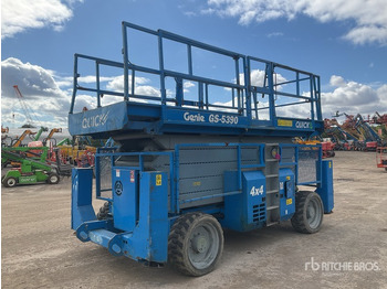Scissor lift GENIE