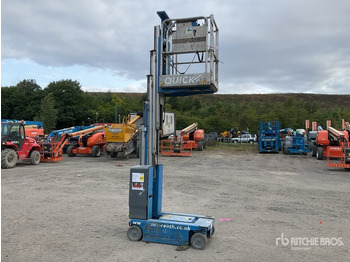 Vertical mast lift GENIE
