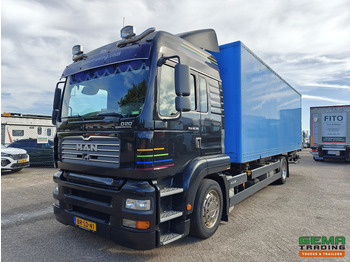 Container transporter/ Swap body truck MAN TGA 18.310