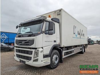 Livestock truck VOLVO FM 330