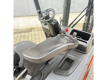 Electric forklift Linde E25L (387): picture 3