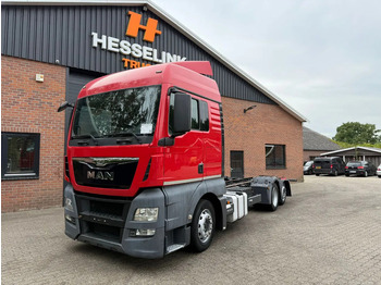 Cab chassis truck MAN TGX 26.400