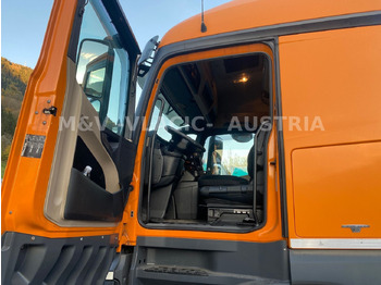 Container transporter/ Swap body truck Mercedes-Benz 2542: picture 3 Container transporter/ Swap body truck Mercedes-Benz 2542: picture 3