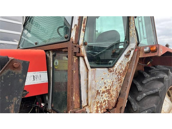Farm tractor Massey Ferguson 690 Speedshift med frontlæsser: picture 5