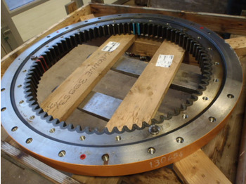 Slewing ring CASE