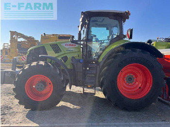 Farm tractor CLAAS