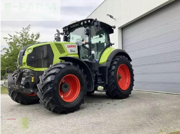 Farm tractor CLAAS Axion 810