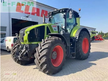 Farm tractor CLAAS Axion 930