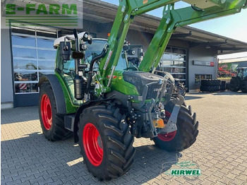 Farm tractor FENDT 211 Vario