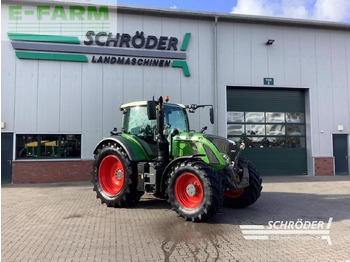 Farm tractor FENDT 718 Vario