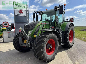 Farm tractor FENDT 724 Vario