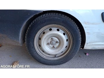 Pickup truck Dacia Logan - 2012 - 111131km: picture 4