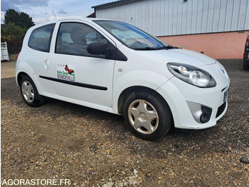 Car RENAULT