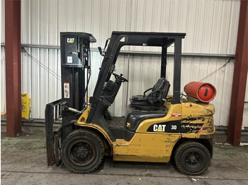LPG forklift CATERPILLAR GP