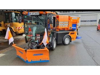 Road sweeper