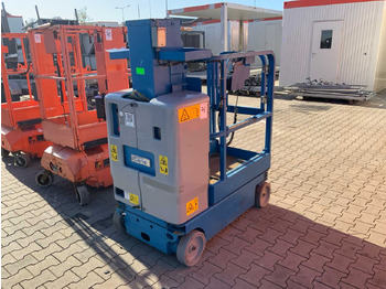 Aerial platform 2011 GENIE GRC-12 AERIAL PLATFORM / PASSENGER LIFT: picture 4