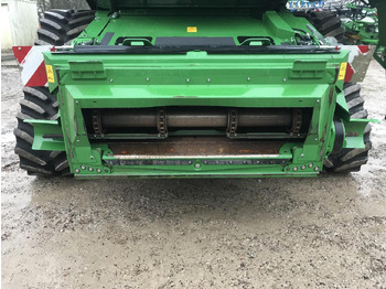 Combine harvester John Deere T670: picture 4