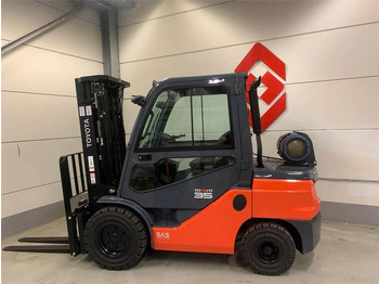 LPG forklift Toyota 02-8FGJF35: picture 2 LPG forklift Toyota 02-8FGJF35: picture 2