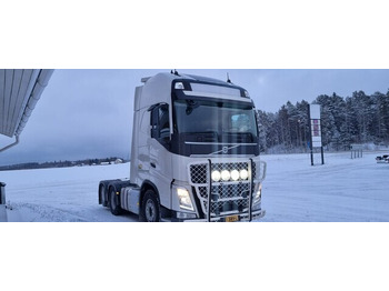 Tractor unit VOLVO FH 500