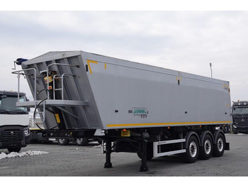 Tipper semi-trailer