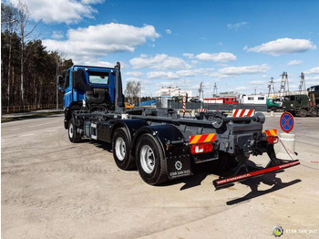 Cab chassis truck Tatra  T158 PHOENIX 6x6 Euro 6: picture 5 Cab chassis truck Tatra  T158 PHOENIX 6x6 Euro 6: picture 5