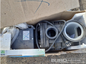 Construction equipment Pallet of Water Pump, Chains, Chainsaw, Electric Saw, Trailer Lights: picture 5