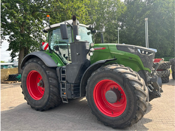 Farm tractor FENDT 1050 Vario