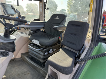 Farm tractor Fendt 724 Vario S4 ProfiPlus: picture 4