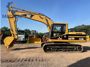 Crawler excavator CATERPILLAR 320B