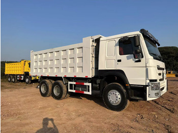 Tipper for transportation of silos SINOTRUK HOWO HOWO 371 6x4: picture 5