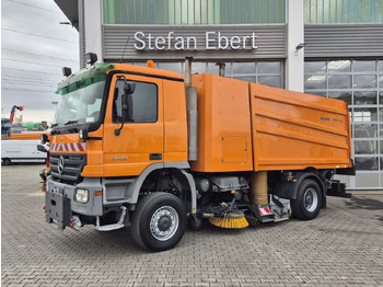 Lease a  Mercedes-Benz Actros 2032 A 4x4 Bucher STKF 9500 Airport 30x Mercedes-Benz Actros 2032 A 4x4 Bucher STKF 9500 Airport 30x: picture 3