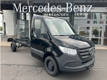 Cab chassis truck MERCEDES-BENZ Sprinter 311