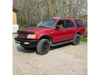 Car FORD