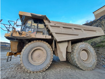 Rigid dumper/ Rock truck CATERPILLAR 777