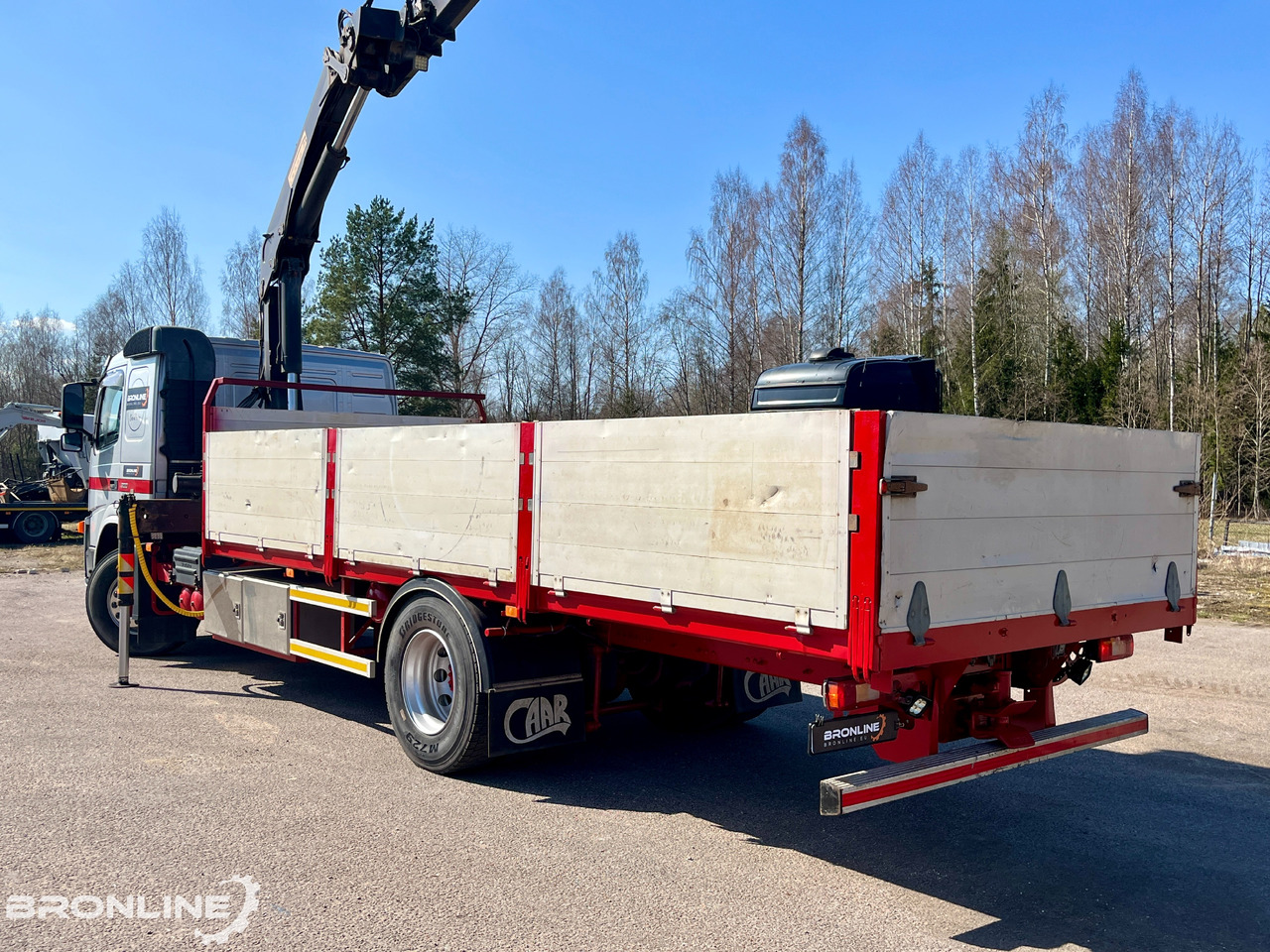 Dropside/ Flatbed truck 2005 Volvo FM 300 Flatbed+Crane HMF 1560-K4: picture 7