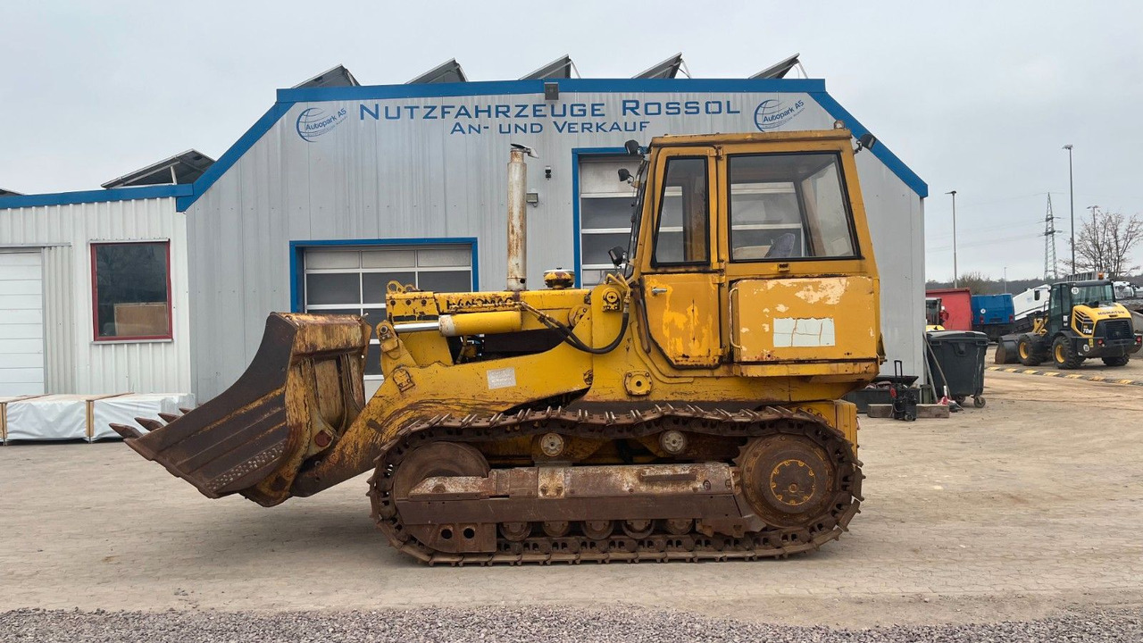 Hanomag 600 C Raupe Dozer - Crawler loader: picture 1 Hanomag 600 C Raupe Dozer - Crawler loader: picture 1