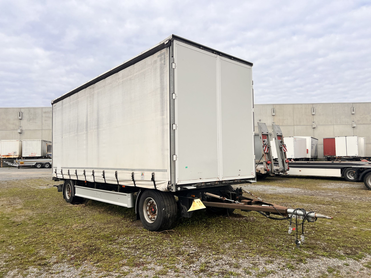 Fliegl ZPS180 2 Achs Jumbo- Planen, Mega, durchladbar - Curtainsider trailer: picture 3 Fliegl ZPS180 2 Achs Jumbo- Planen, Mega, durchladbar - Curtainsider trailer: picture 3