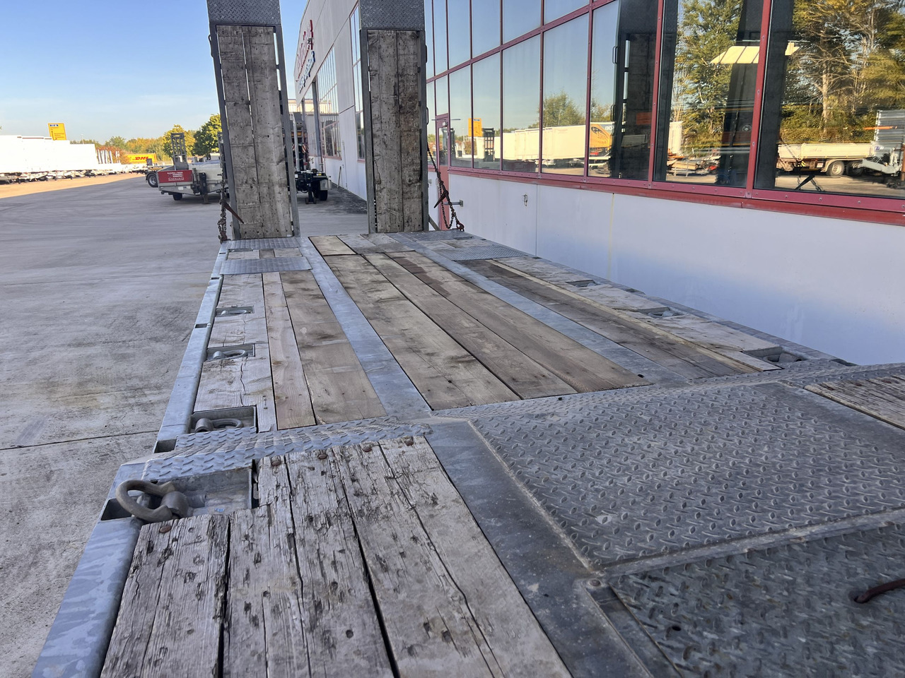 Humbaur HTD 30  3 Achs Tiefladeranhänger, verzinkt - Low loader trailer: picture 4 Humbaur HTD 30  3 Achs Tiefladeranhänger, verzinkt - Low loader trailer: picture 4